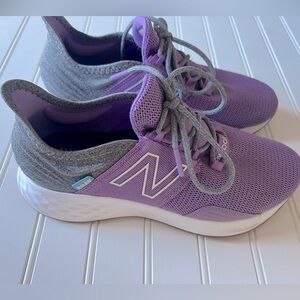 Women’s Fresh Foam Roav New Balance Tennis Shoes Size 8.5